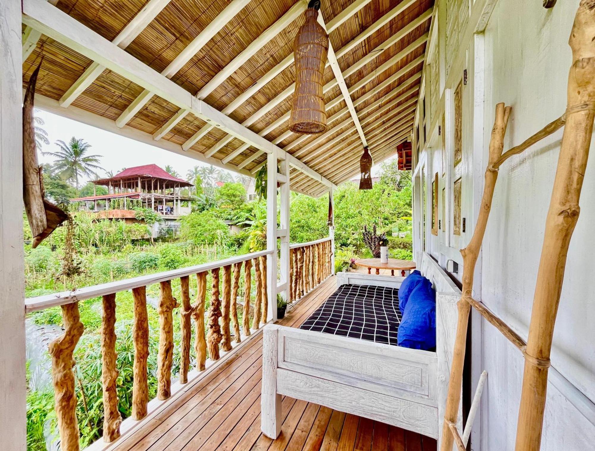 Pondok Is Oke Villa Scenic View バニュワンギ エクステリア 写真