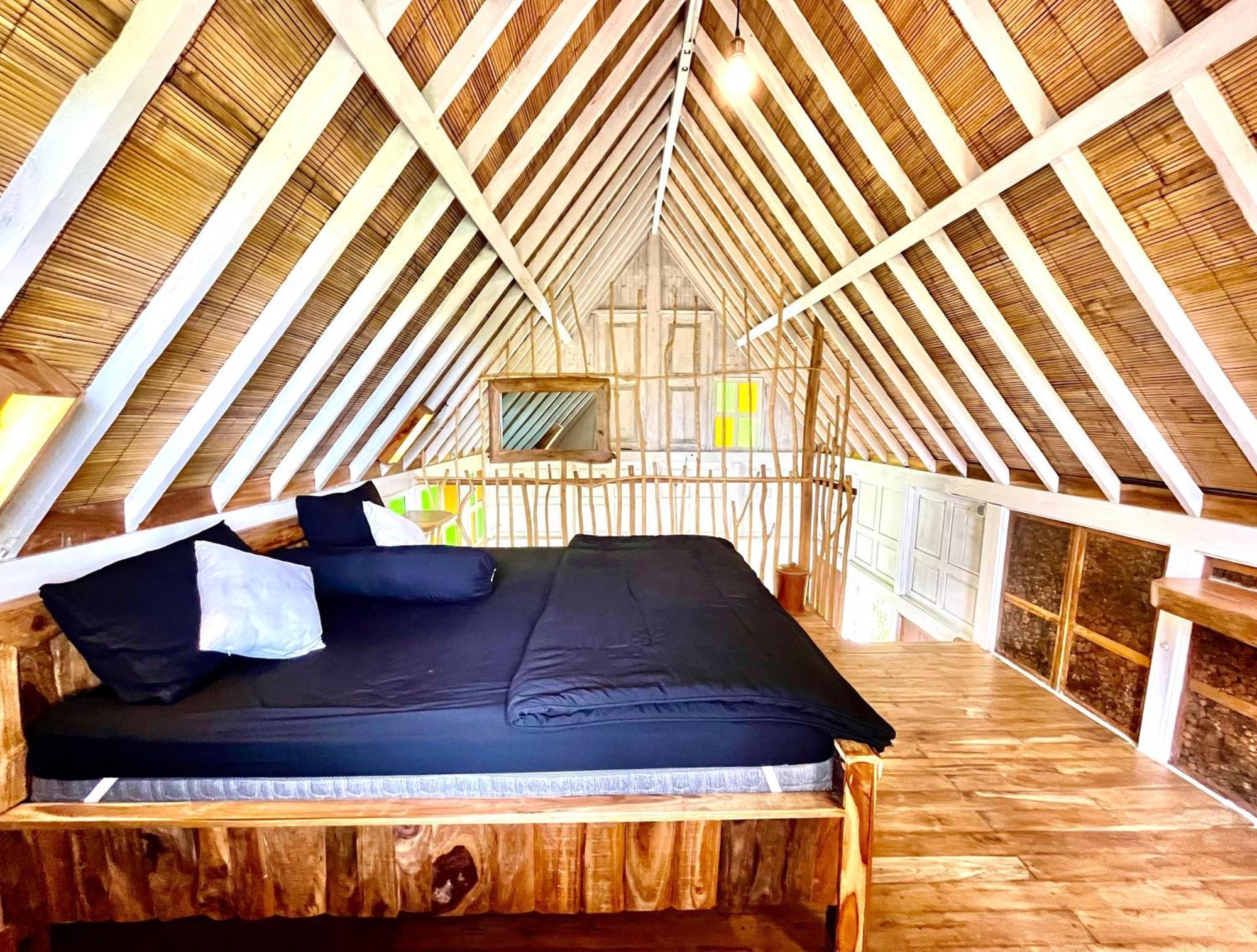 Pondok Is Oke Villa Scenic View バニュワンギ エクステリア 写真