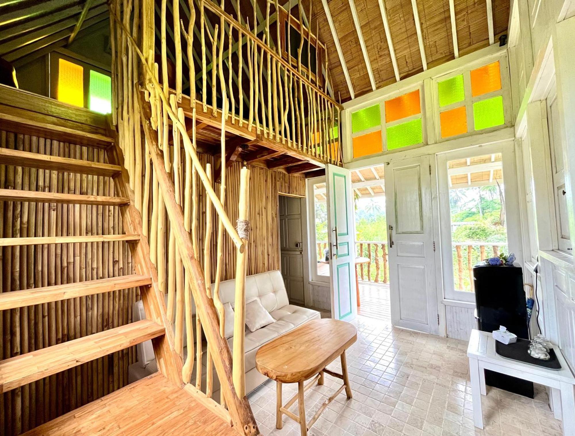 Pondok Is Oke Villa Scenic View バニュワンギ エクステリア 写真